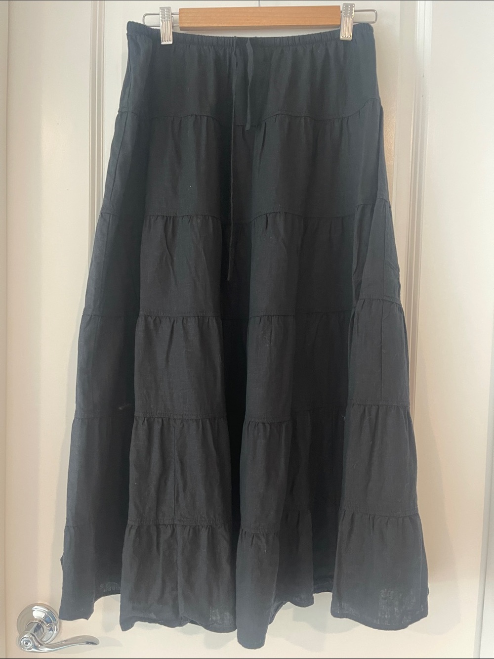 Aritzia Wilfred Black Tiered Maxi Skirt - Women